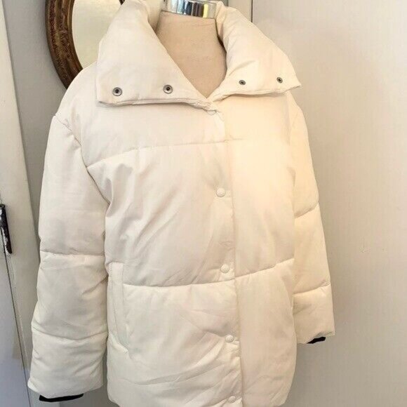 Avec Les Filles women’s White coat Faux vegan Leather Puffer Sz M Preppy trendy - Picture 9 of 12